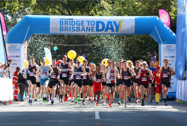 Bridge to Brisbane runners at the start line